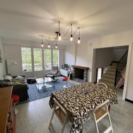 Maison Dans Un Village Pyreneen Holiday home *